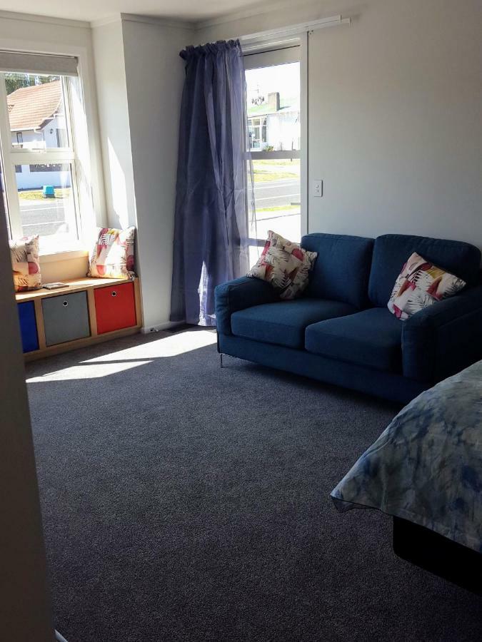 Готель Taupo Pearl Екстер'єр фото